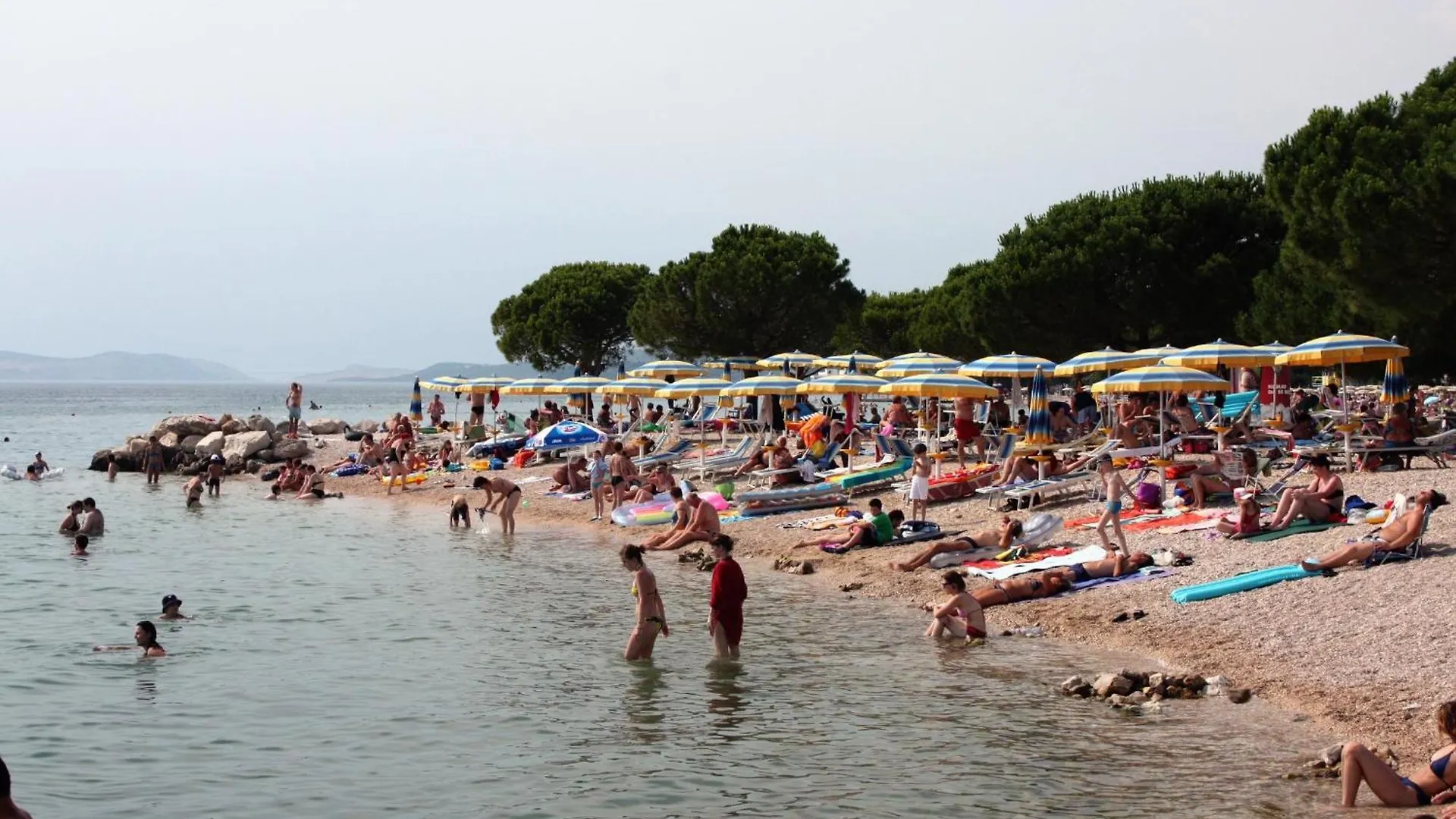 Apartments With A Parking Space Crikvenica - 22516