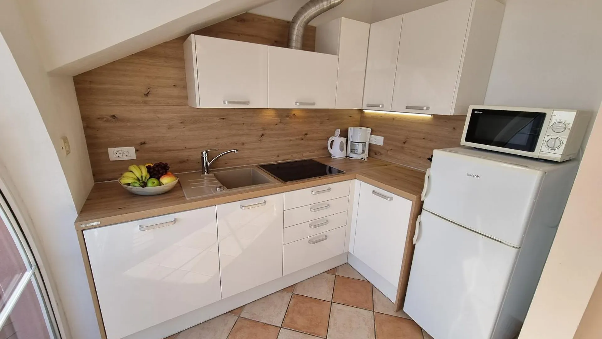 Apartments With A Parking Space Crikvenica - 22516