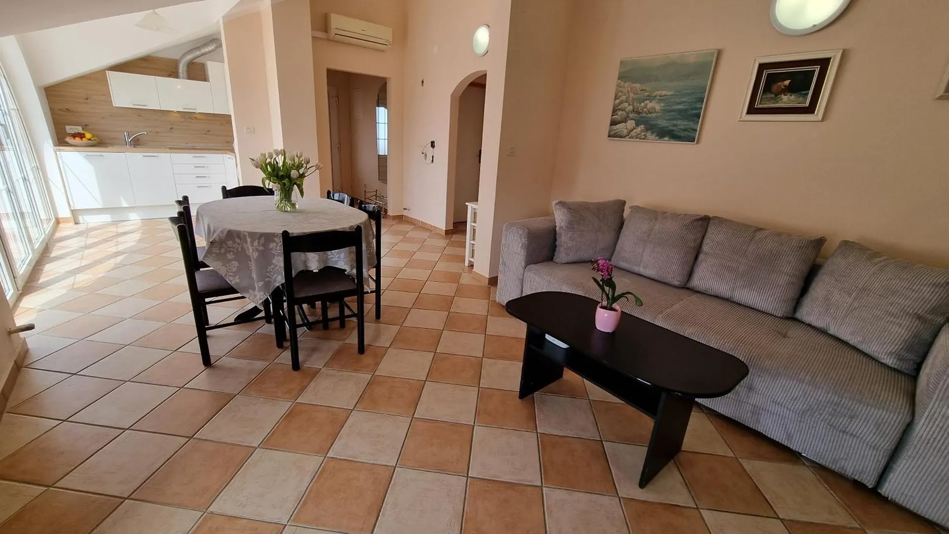 Apartments With A Parking Space Crikvenica - 22516